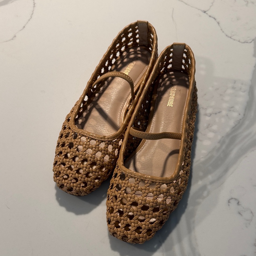 Cushionaire Woven Tan Ballet Flats